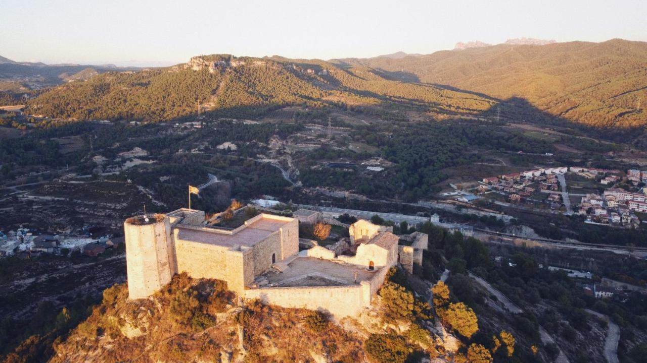 Hotel Robert La Pobla de Claramunt Bagian luar foto